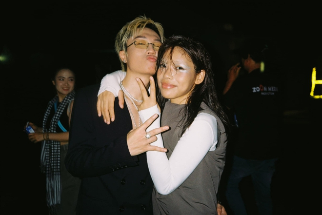 Obito l&agrave;m triệu con tim tan chảy khi l&agrave;m mới hit Anh l&agrave; ngoại lệ của em, netizen tấm tắc khen xen lẫn ghen tị v&igrave;... - Ảnh 2.