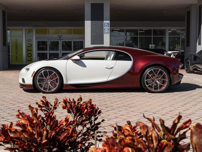 Rao bán Bugatti Chiron giá quy đổi hơn 95 tỷ đồng, chủ xe hứa tặng kèm Rolls-Royce Wraith hợp tông màu - Ảnh 2.