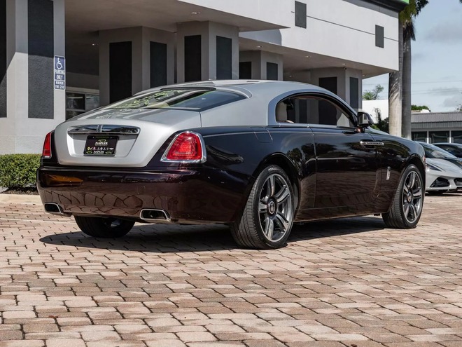 Rao bán Bugatti Chiron giá quy đổi hơn 95 tỷ đồng, chủ xe hứa tặng kèm Rolls-Royce Wraith hợp tông màu - Ảnh 8.