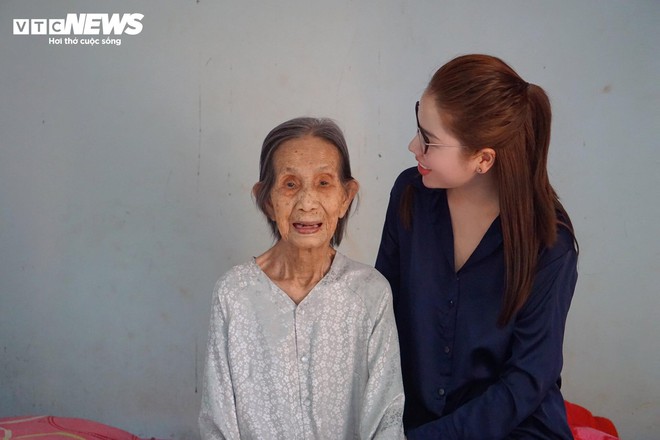 Gặp cụ bà 119 tuổi ở Đồng Nai, nghe kể chuyện chết đi sống lại 3 năm trước - Ảnh 5.