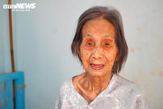 Gặp cụ bà 119 tuổi ở Đồng Nai, nghe kể chuyện chết đi sống lại 3 năm trước - Ảnh 1.