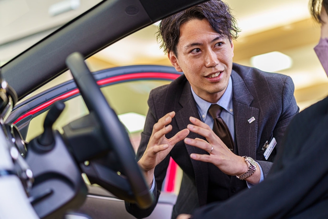 Chuyện kể của một sales Toyota: Không chèo kéo khách nhưng luôn là người bán hàng giỏi nhất - Ảnh 1.
