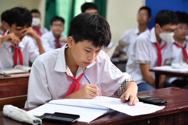 NÊN ĐỌC: Danh sách trường tư ở từng quận, huyện tại Hà Nội, phụ huynh có con thi lớp 10 năm nay nhất định phải tham khảo! - Ảnh 1.