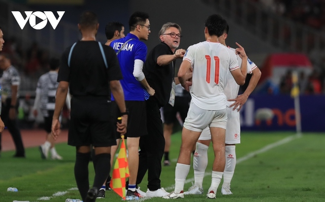 Bình luận ĐT Indonesia 1-0 ĐT Việt Nam: 90% rồi thầy Troussier ơi! - Ảnh 4.