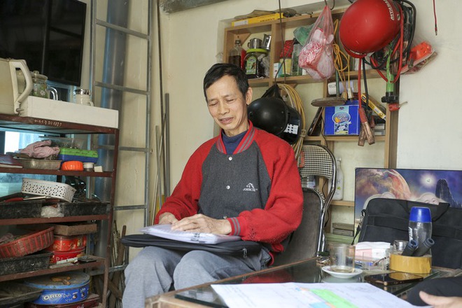 Ông bố sống trong 2 mẩu nhà siêu nhỏ” ở Hà Nội: Con gái phải ở trọ, con trai không dám lấy vợ - Ảnh 5.