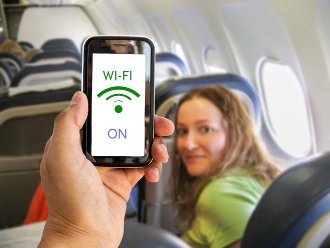 Đang ở giữa bầu trời, WiFi trên máy bay hoạt động như thế nào? - Ảnh 5.