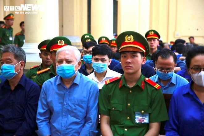 Vụ Vạn Thịnh Ph&aacute;t: Xin giảm nhẹ &aacute;n phạt cho c&aacute;c bị c&aacute;o, luật sư b&agrave;o chữa g&igrave;? - Ảnh 2.