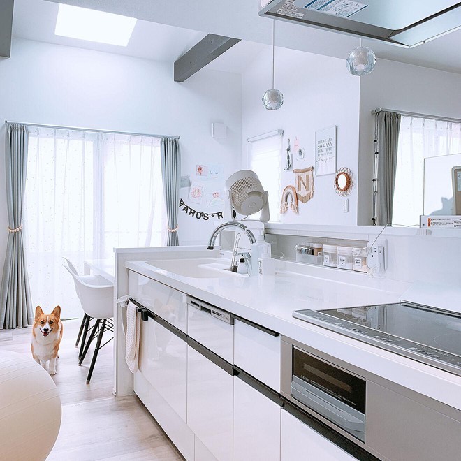 C&aacute;ch c&aacute;c b&agrave; nội trợ Nhật biến căn bếp kh&ocirc;ng kh&aacute;c g&igrave; cửa h&agrave;ng tạp h&oacute;a, đẹp đến bất ngờ - Ảnh 11.