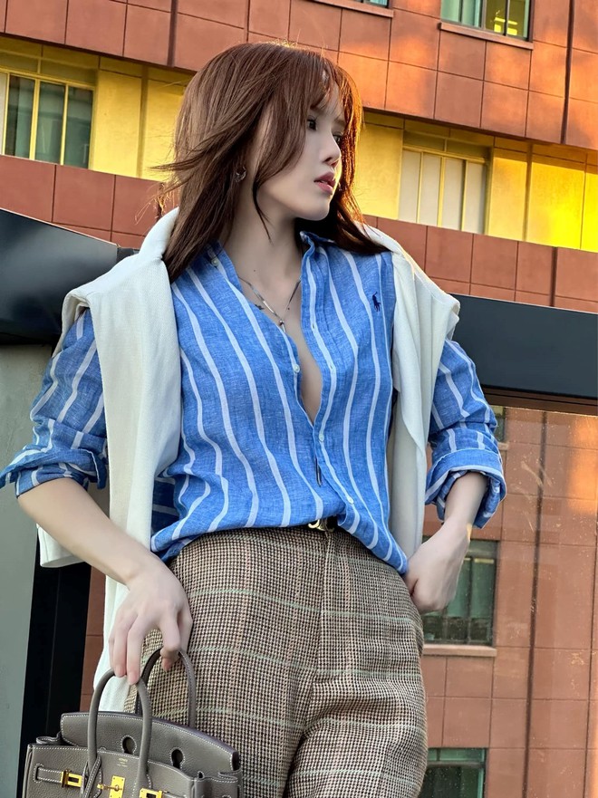 Thiều Bảo Tr&acirc;m hot thế n&agrave;o tr&ecirc;n MXH: Từ Facebook, Instagram đến TikTok đều triệu followers, lượt t&igrave;m kiếm tăng đột biến! - Ảnh 2.