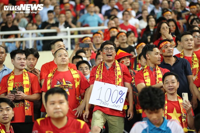 99 phút HLV Troussier hoá tượng đá nhìn tuyển Việt Nam thua thảm Indonesia - Ảnh 5.