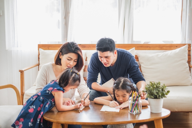 Ngại đường xa, nắng n&oacute;ng, nhiều người chọn vui h&egrave; tại gia với bầu kh&ocirc;ng kh&iacute; kh&ocirc;ng kh&aacute;c g&igrave; Đ&agrave; Lạt - Ảnh 3.