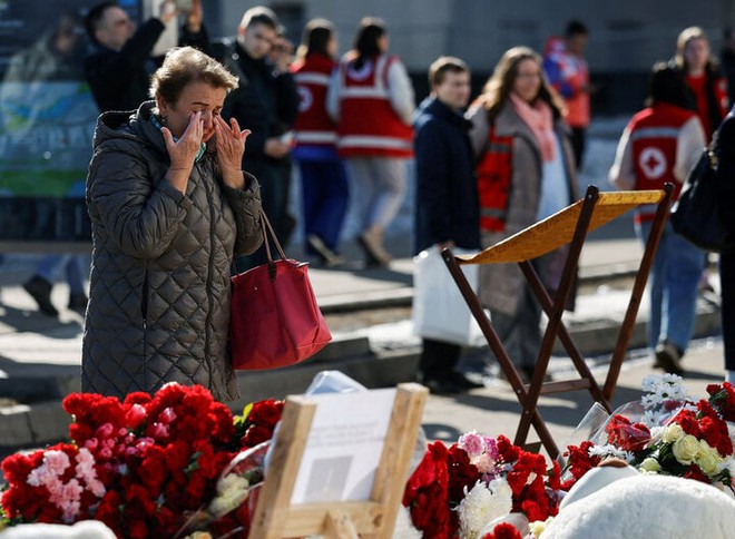 Gần 100 người vẫn mất tích sau vụ tấn công khủng bố ở Moskva - Ảnh 1.