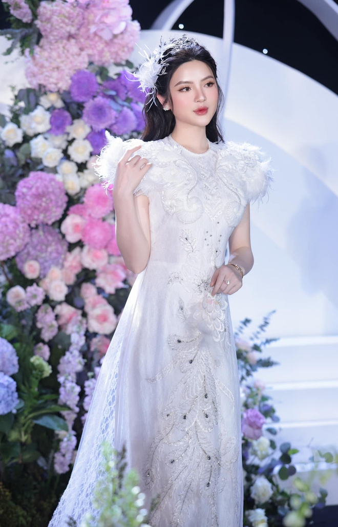 Cô dâu Chu Thanh Huyền lộ diện, nhan sắc ngọt ngào đón chú rể Quang Hải - Ảnh 7.