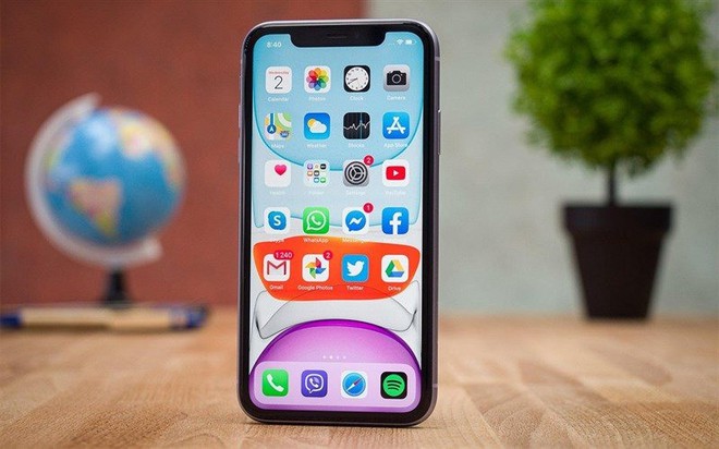 Loạt smartphone siêu phẩm đang giảm giá mạnh: iPhone 11 và 12 phá vỡ lịch sử; iPhone 13,14,15, Galaxy Z Flip5... cùng chạm đáy - Ảnh 2.