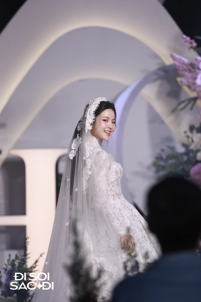Cô dâu Chu Thanh Huyền lộ diện, nhan sắc ngọt ngào đón chú rể Quang Hải - Ảnh 5.