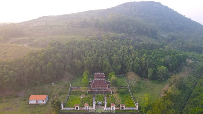 Khám phá thành cổ bị lãng quên trên núi Lam Thành - Ảnh 8.