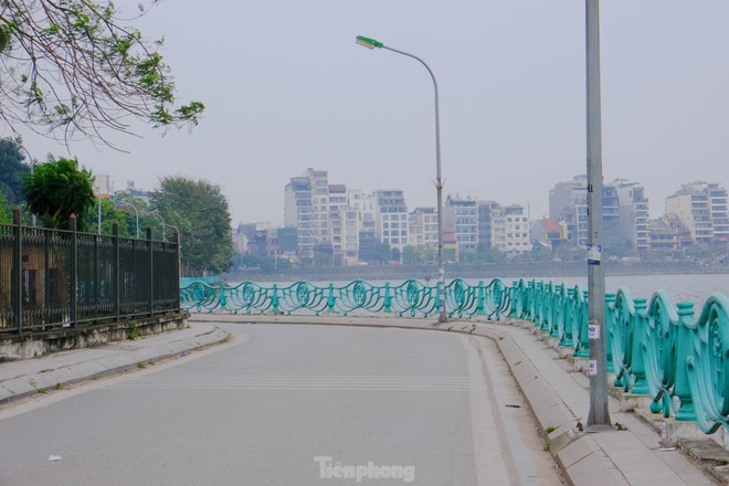 Con phố thú vị nhất thế giới ở Hà Nội - Ảnh 1.