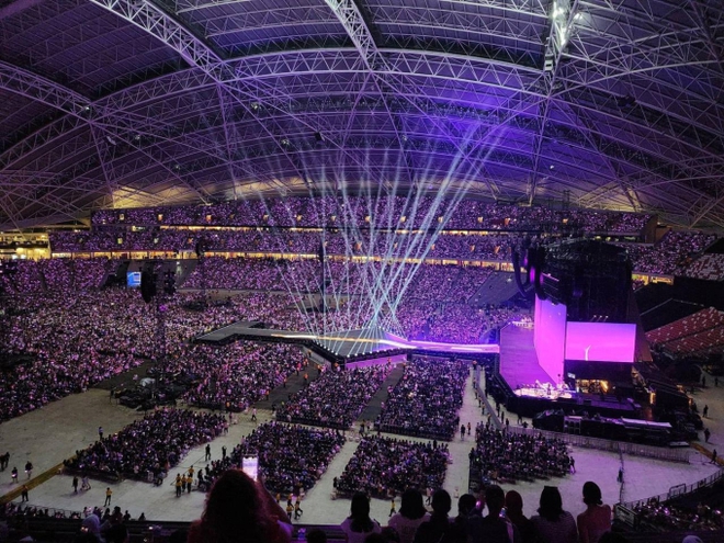 Mùng 1 “TET” với Taylor Swift tại Singapore: 4 ca khúc bất ngờ trình diễn khiến 60 nghìn fan thổn thức! - Ảnh 6.