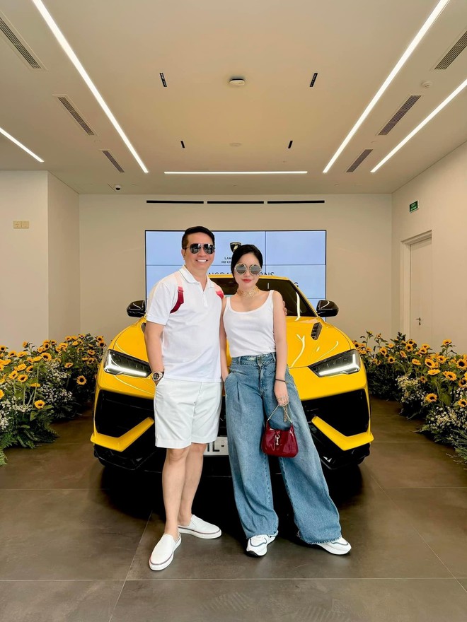 Đoàn Di Băng được chồng tặng Lamborghini Urus hơn 16 tỷ, màn nhận xe gây sốc! - Ảnh 3.