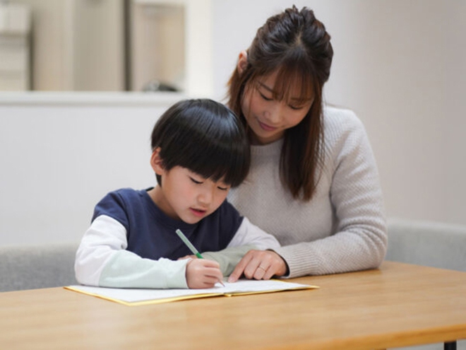 3 kiểu người mẹ tưởng y&ecirc;u thương con nhưng h&oacute;a ra lại hại con, kh&ocirc;ng thay đổi trẻ sẽ nổi loạn - Ảnh 1.