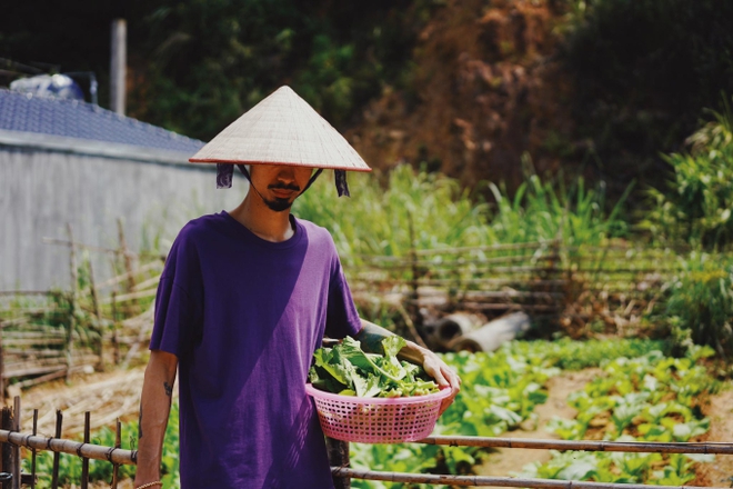 Căn nhà của Đen Vâu ở Quảng Ninh: Đơn sơ mà bình yên, có “chiếc view” nhìn thẳng ra biển - Ảnh 8.