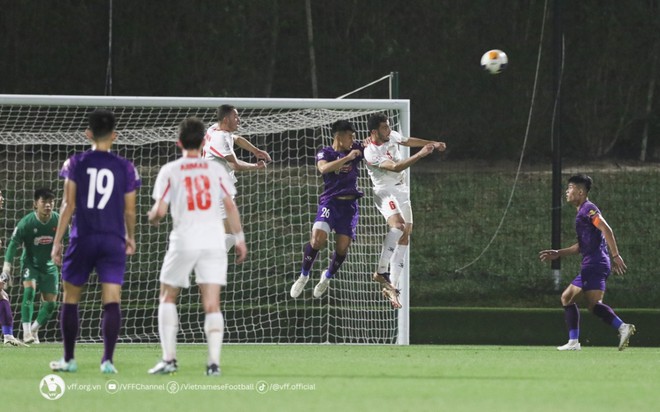 H&eacute; lộ h&igrave;nh ảnh trận đấu k&iacute;n của U23 Việt Nam v&agrave; U23 Jordan - Ảnh 3.