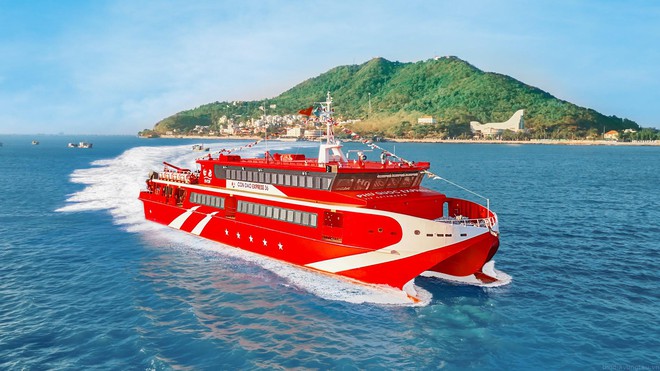 Đi t&agrave;u cao tốc đến h&ograve;n đảo đẹp nhất nh&igrave; Việt Nam: Lựa chọn tuyệt vời cho kỳ nghỉ lễ đang khiến MXH rần rần - Ảnh 1.