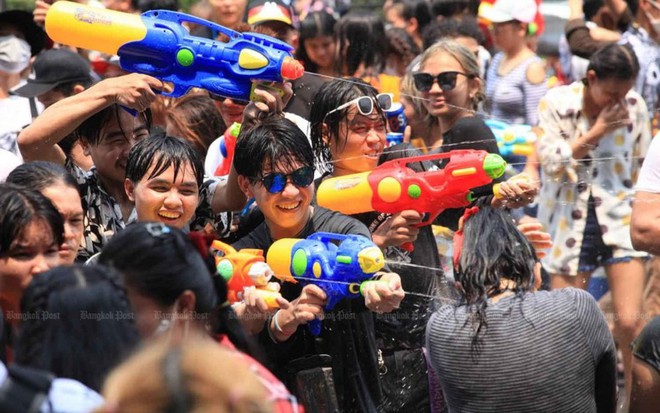 Songkran 2024 tại Thái Lan: Hơn 200 người chết, gần 2.000 người bị thương - Ảnh 1.