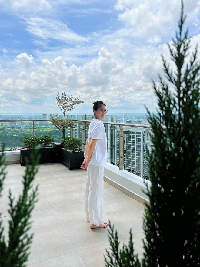 Cuộc sống hiện tại Hoa hậu Phương Khánh: Sở hữu biệt thự và penthouse, thành viên hội bạn thân của Hà Tăng - Ảnh 12.