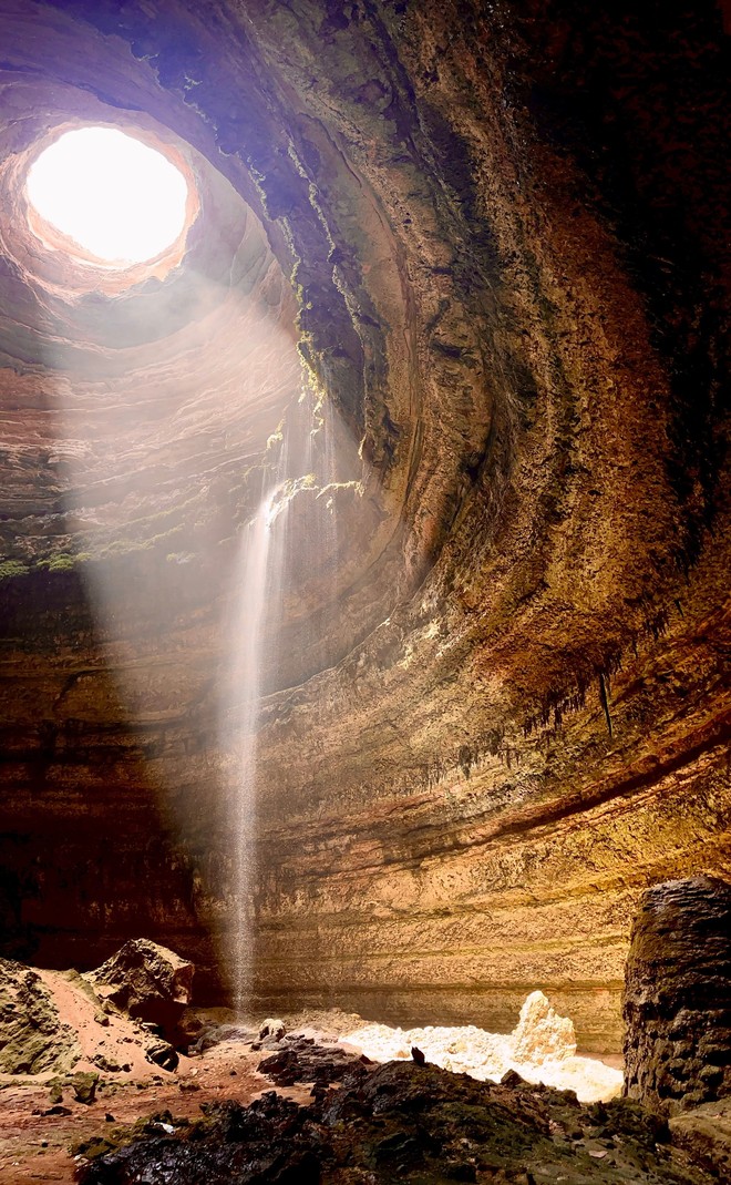 Sự thật dưới “giếng địa ngục” sâu 116 mét nổi tiếng thế giới với loạt lời nguyền bí ẩn: Đi xuống đáy giếng, các chuyên gia đều phải kinh ngạc - Ảnh 5.