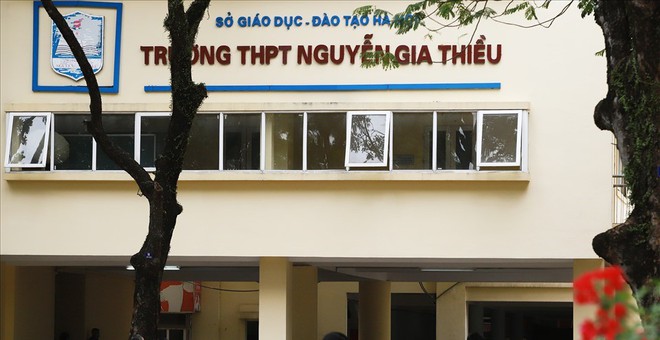 Quận rộng nhất Hà Nội có 4 trường THPT công lập, 2/4 trường năm nay giảm chi tiêu: Điểm chuẩn năm ngoái từ 36,50 - Ảnh 3.