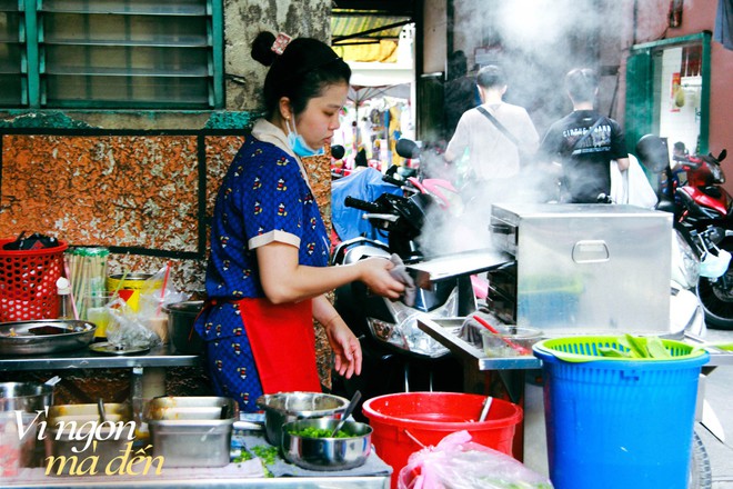 Bánh cuốn Hong Kong bên hông Chợ Lớn hút khách bởi hương vị vừa lạ vừa quen, hiểu Sài Gòn lắm mới biết quán! - Ảnh 4.
