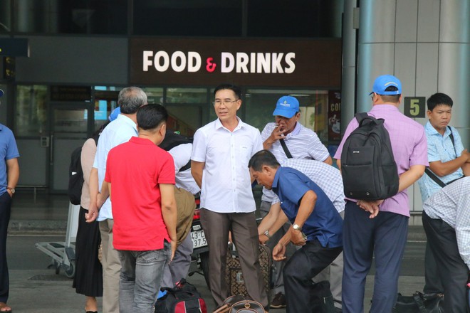 Khung cảnh lạ ở sân bay Tân Sơn Nhất trong ngày đầu nghỉ lễ 30-4, 1-5 - Ảnh 16.