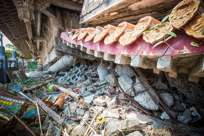 H&igrave;nh ảnh hiện tại đ&aacute;ng kinh ngạc về ng&ocirc;i đền biểu tượng sau một trong những trận động đất kinh ho&agrave;ng nhất tại Đ&agrave;i Loan - Ảnh 10.