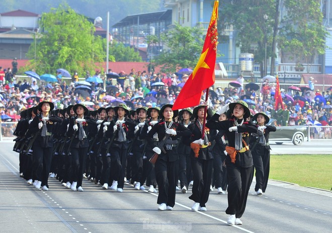 Bóng hồng phương Nam sẵn sàng cho cuộc diễu binh trọng đại ở Điện Biên - Ảnh 17.