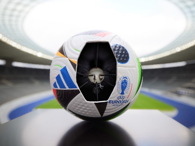 Chi tiết quả bóng hiện đại nhất thế giới, giá hơn 4 triệu đồng ở EURO 2024 - Ảnh 2.