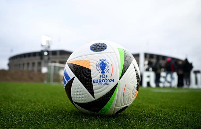 Chi tiết quả bóng hiện đại nhất thế giới, giá hơn 4 triệu đồng ở EURO 2024 - Ảnh 1.