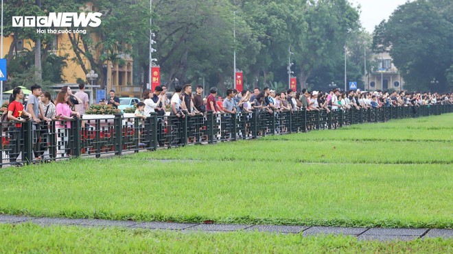 Lễ thượng cờ đặc biệt mừng Chiến thắng 30/4 tại Quảng trường Ba Đ&igrave;nh - Ảnh 3.