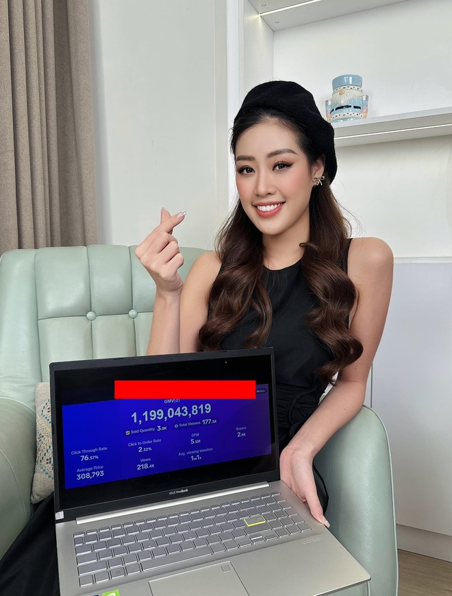 Hoa hậu Khánh Vân dạo này: Vừa tậu nhà mới, xe bạc tỷ và chuyện tình cảm cực kín tiếng - Ảnh 3.