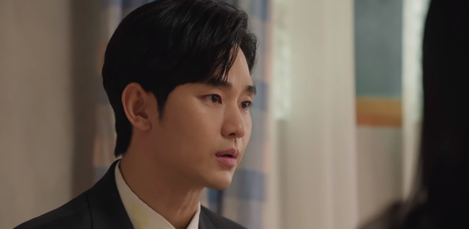 Kim Soo Hyun gặp biến căng bị vây đánh giữa đường, rating Queen of Tears bất ngờ giảm nhẹ - Ảnh 3.