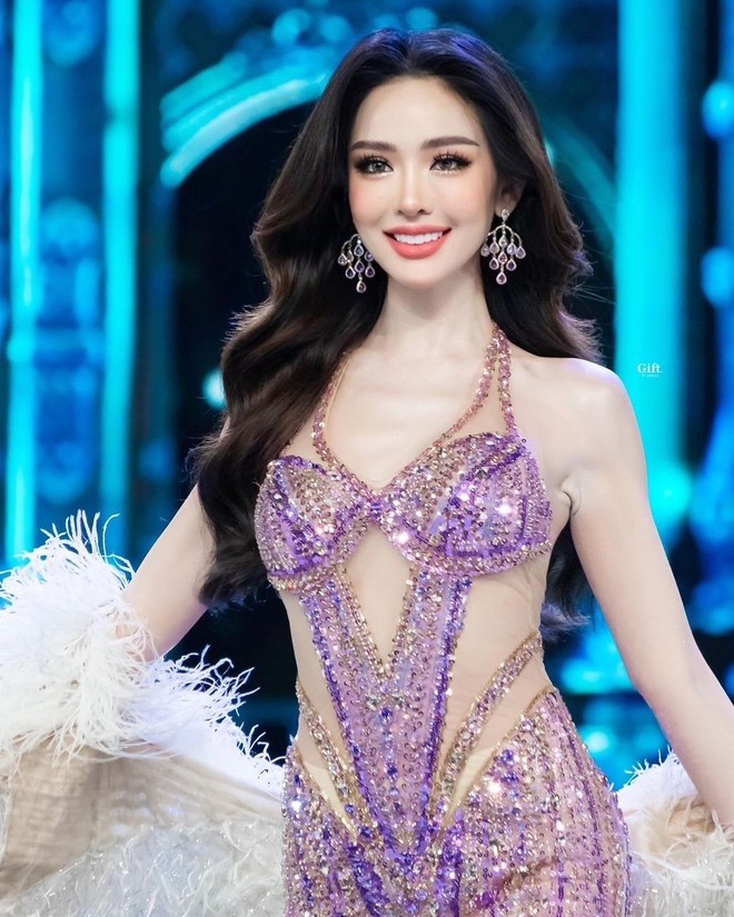 Hoa hậu Hòa bình Thái Lan 2024 gây tranh cãi vì chỉ cao 1,65 m - Ảnh 3.