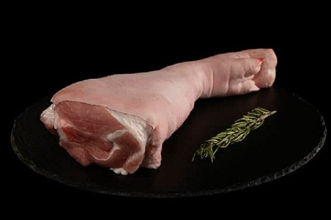 Ch&acirc;n gi&ograve; trước hay ch&acirc;n gi&ograve; sau ngon hơn? - Ảnh 2.