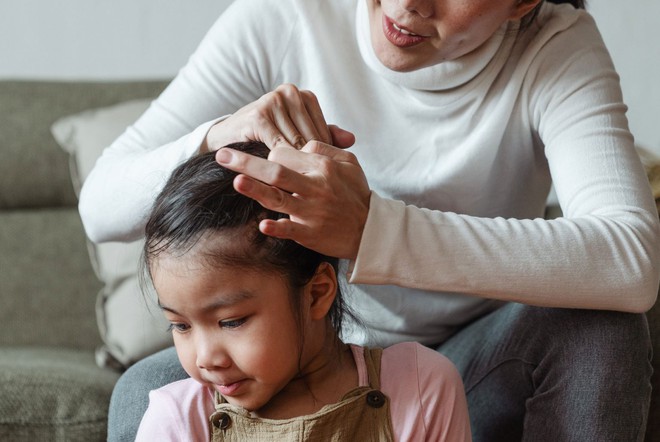 Cha mẹ nuôi dạy những đứa con thành công, kiên cường không bao giờ làm 5 điều này - Ảnh 1.