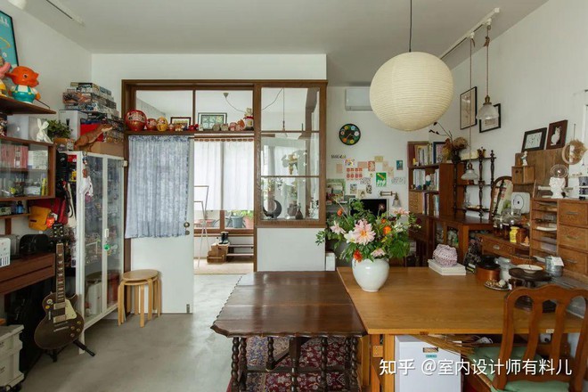 Hai vợ chồng mua căn nh&agrave; nhỏ c&oacute; ban c&ocirc;ng, tự trang ho&agrave;ng v&agrave; tạo ra tổ ấm cực chill - Ảnh 5.