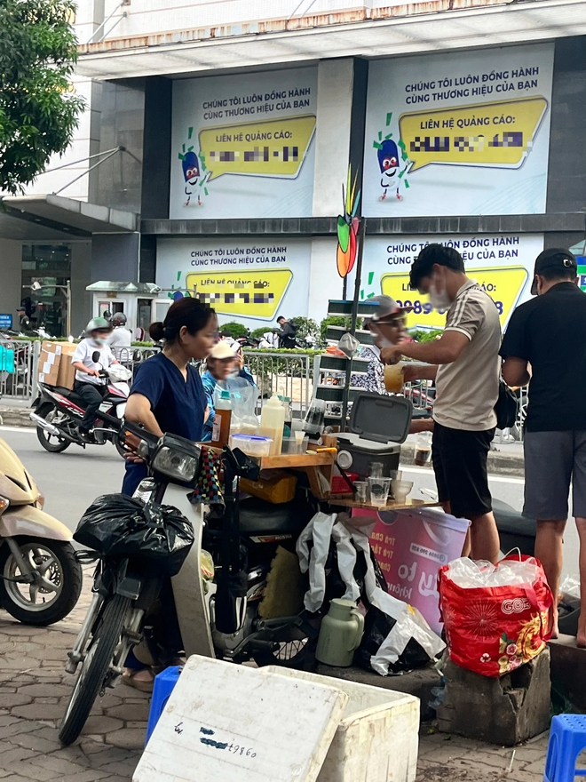 Thức uống đánh bại trà sữa, có mặt khắp đường phố Hà Nội: Rẻ, ngon nhưng hãy ghi nhớ 2 điều quan trọng khi dùng - Ảnh 2.