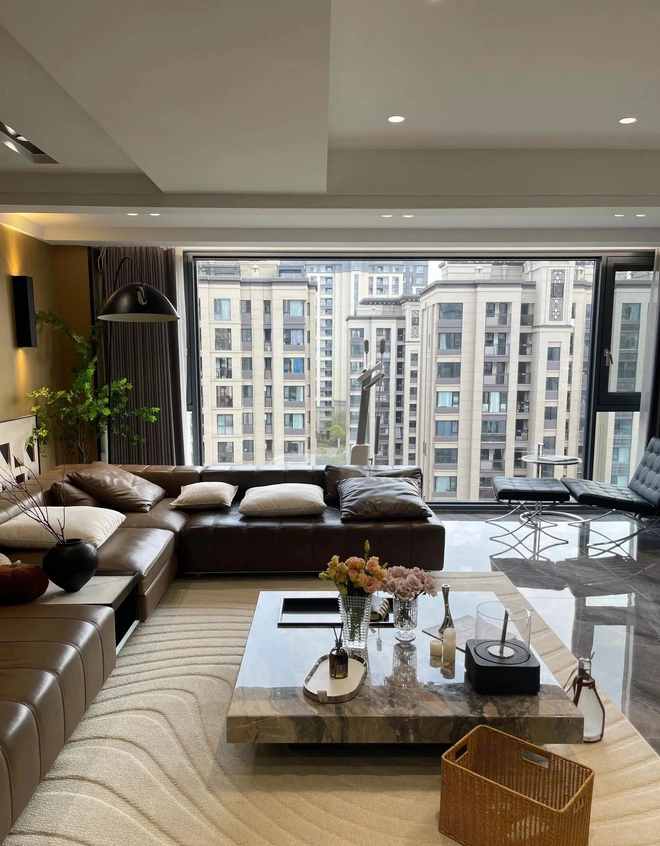 Căn nh&agrave; rộng 138m2 của c&ocirc; g&aacute;i 9x ai nh&igrave;n cũng m&ecirc; - Ảnh 4.