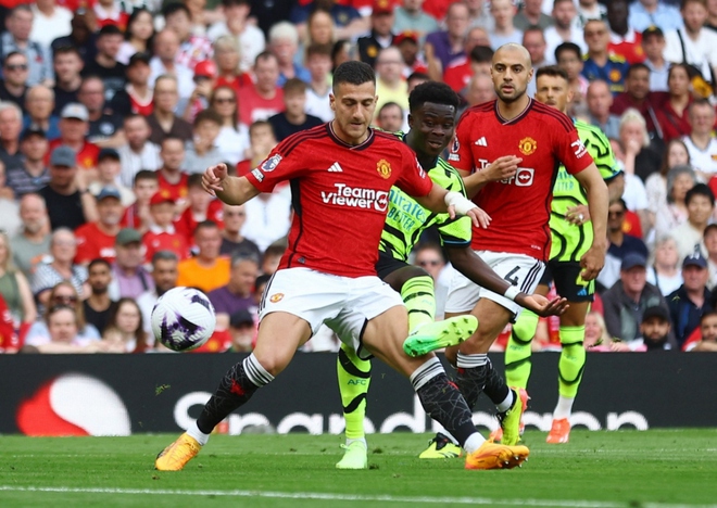 Kết quả vòng 37 Ngoại hạng Anh: Hạ MU, Arsenal chiếm ngôi đầu bảng của Man City - Ảnh 5.