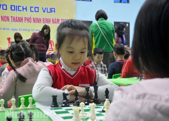 Nhiều phụ huynh đổ x&ocirc; cho con đi học bộ m&ocirc;n n&agrave;y v&agrave;o m&ugrave;a h&egrave;: Chi ph&iacute; rẻ lại r&egrave;n được tr&iacute; th&ocirc;ng minh, học giỏi c&ograve;n xin được học bổng - Ảnh 2.