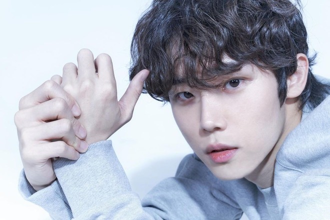 Hé lộ danh tính hôn phu bí ẩn của nữ ca sĩ Ailee: Là bản sao của Lee Jong Suk, từng bị bóc phốt làm trai bao - Ảnh 3.