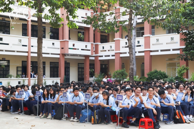Vượt Nguyễn Thượng Hiền, ngôi trường ở vùng ven này mới có tỷ lệ chọi khốc liệt nhất TP.HCM: Nhiều năm liền lăm le top 1 - Ảnh 2.